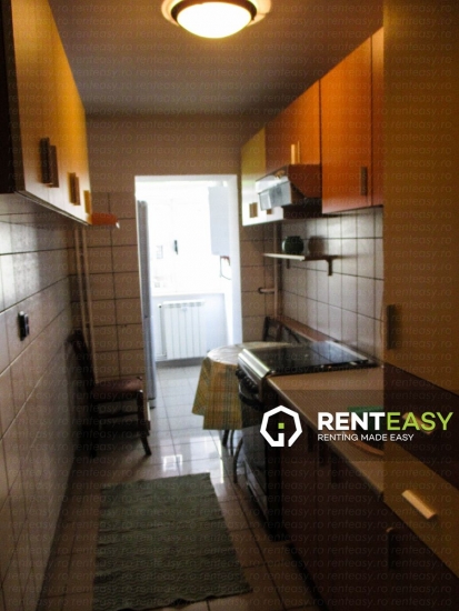 De vanzare!Apartament decomandat cu 3 camere situat pe Bulevardul Independentei - UMF